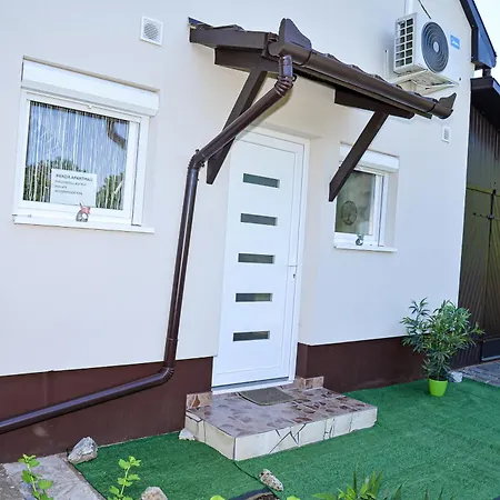 Panda Apartment Hajduszoboszlo
